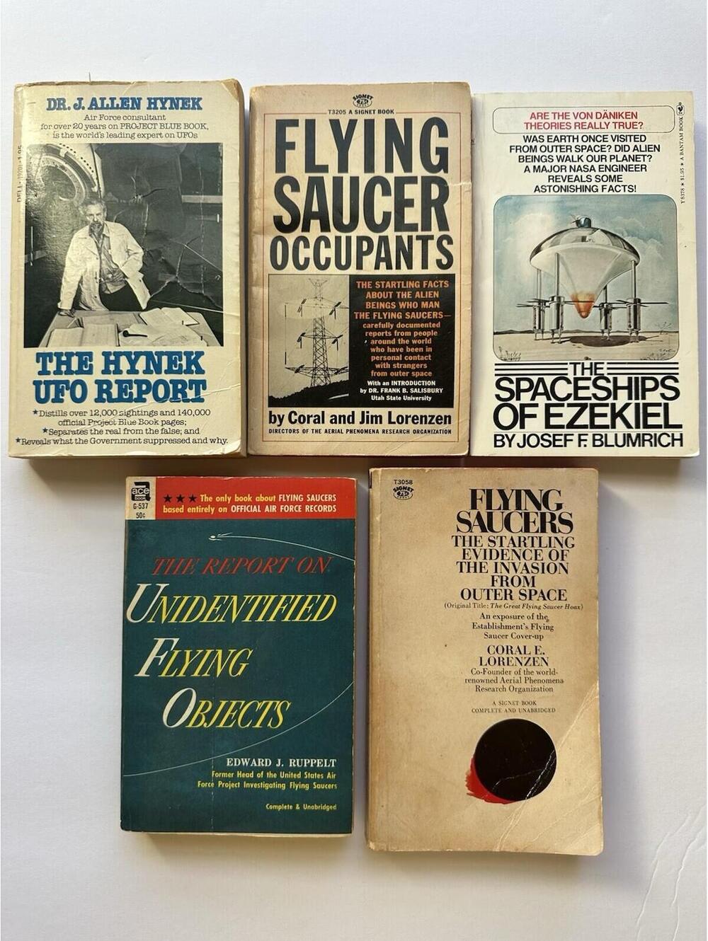 UFO / Flying Saucer Paperback Book Bundle – Hynek, Lorenzen, Blumrich, Ruppelt